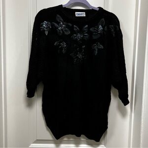 Midnight blues women’s size L vintage short sleeve sweater black floral sequins